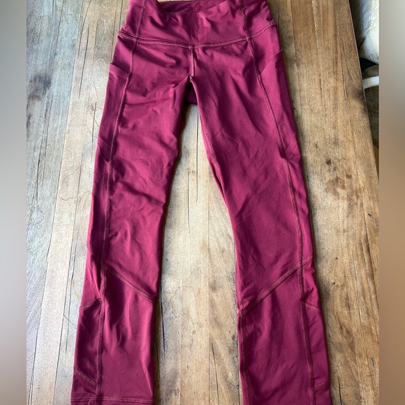Lululemon crop leggings, burgundy color, great condition! - Picture 1 of 2